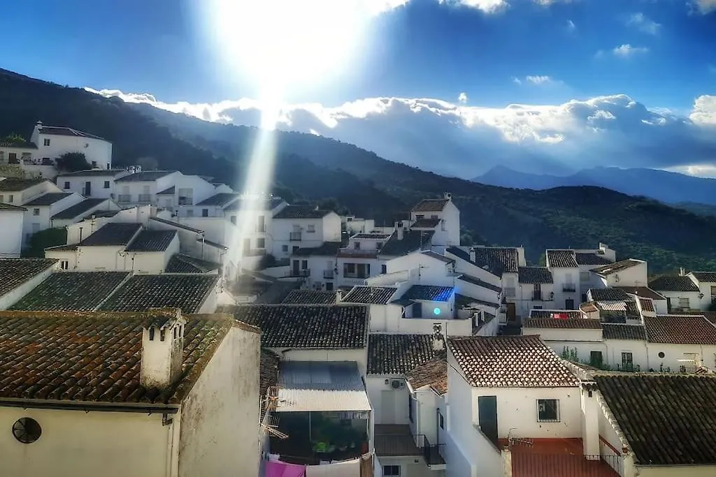 منزل الضيف زاهارا دي لا سييرا  في Entre Vistas إسبانيا