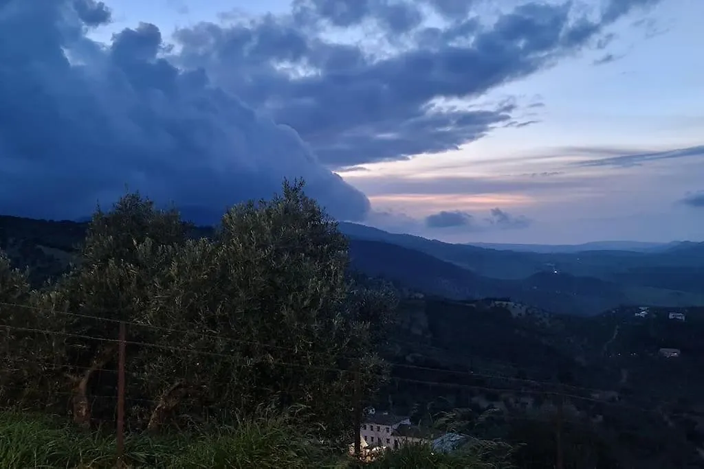 منزل الضيف زاهارا دي لا سييرا  في Entre Vistas