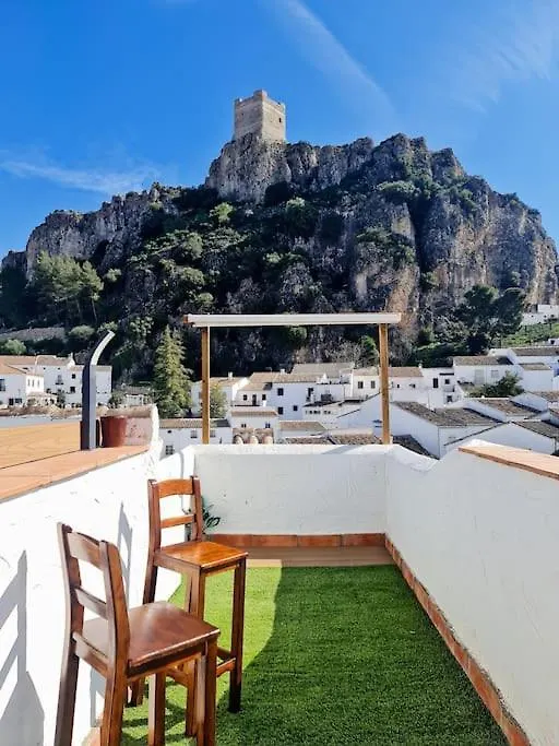 منزل الضيف زاهارا دي لا سييرا  في Entre Vistas
